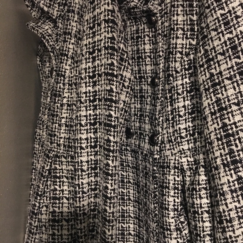 New jacket - Picture 2 of 5